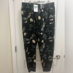 NIKE STANDARD FIT JOGGING PANTS SIZE XL